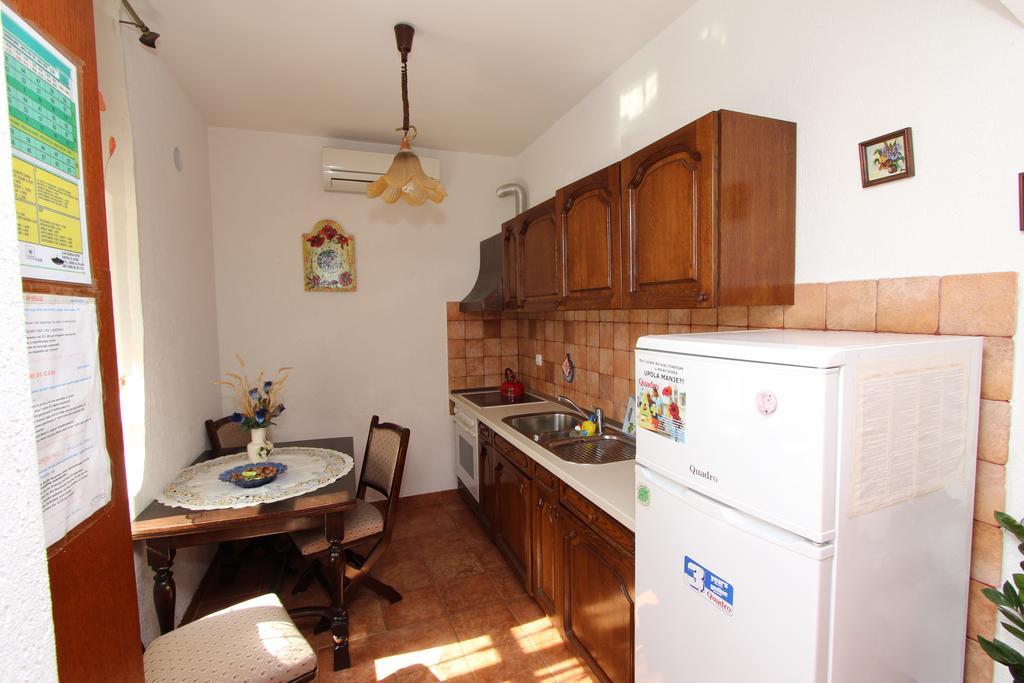 Apartments Giorgia Ровінь Екстер'єр фото